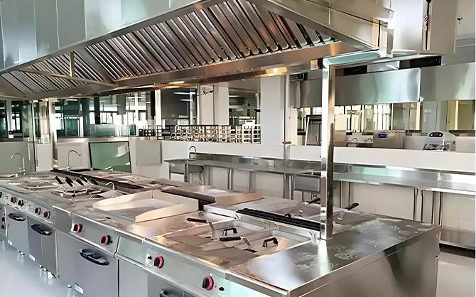 走進瑞能廚具廠家,了解生產線的奧秘